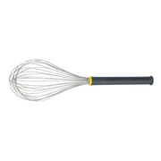 Fouet de cuisine en inox avec manche noir et bague jaune
