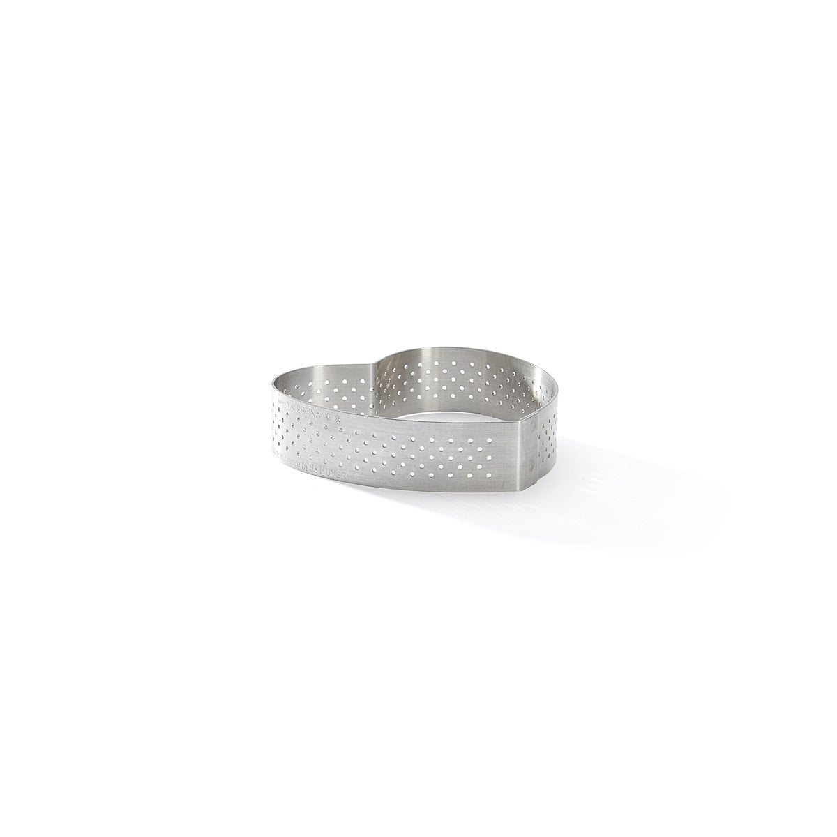 cercle perforé en inox en forme de coeur