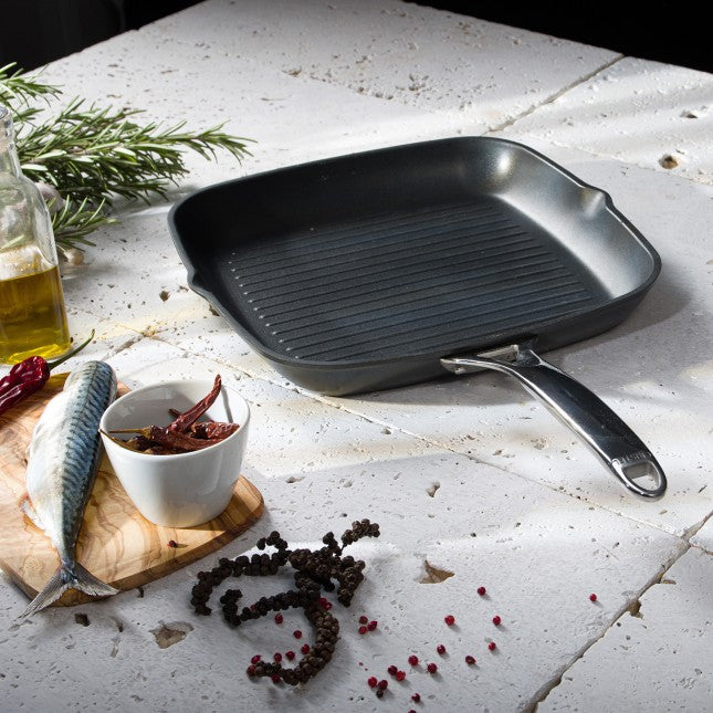 Cristel - Grill Carré antiadhésif Poignée Fixe Castel'Pro 28 cm