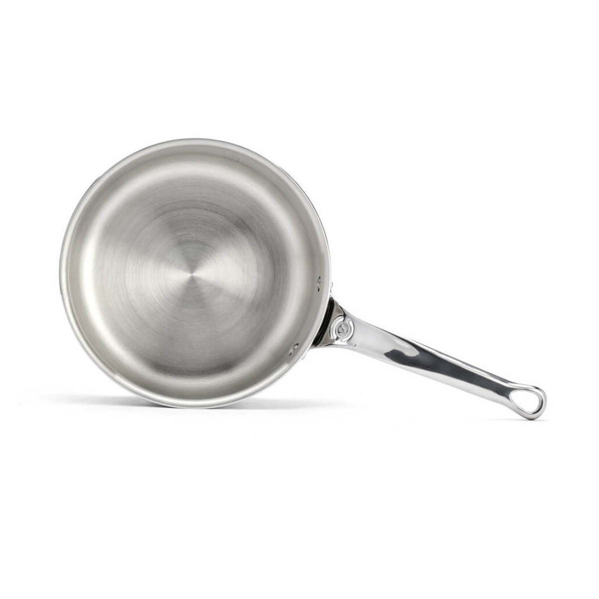 Intérieur de la casserole en inox De Buyer