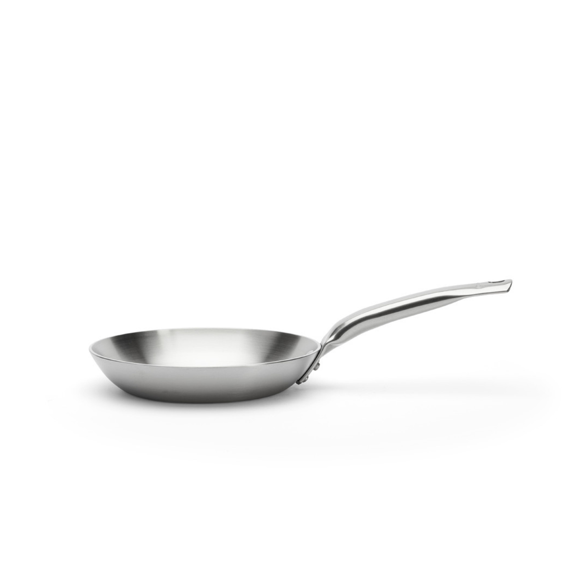 Poêle en inox De Buyer vue de profil