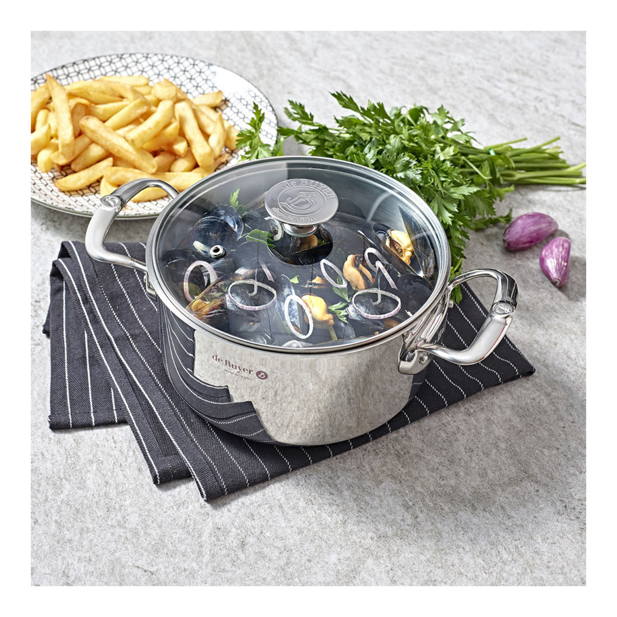 Faitout en inox De Buyer avec moules et couvercle en verre