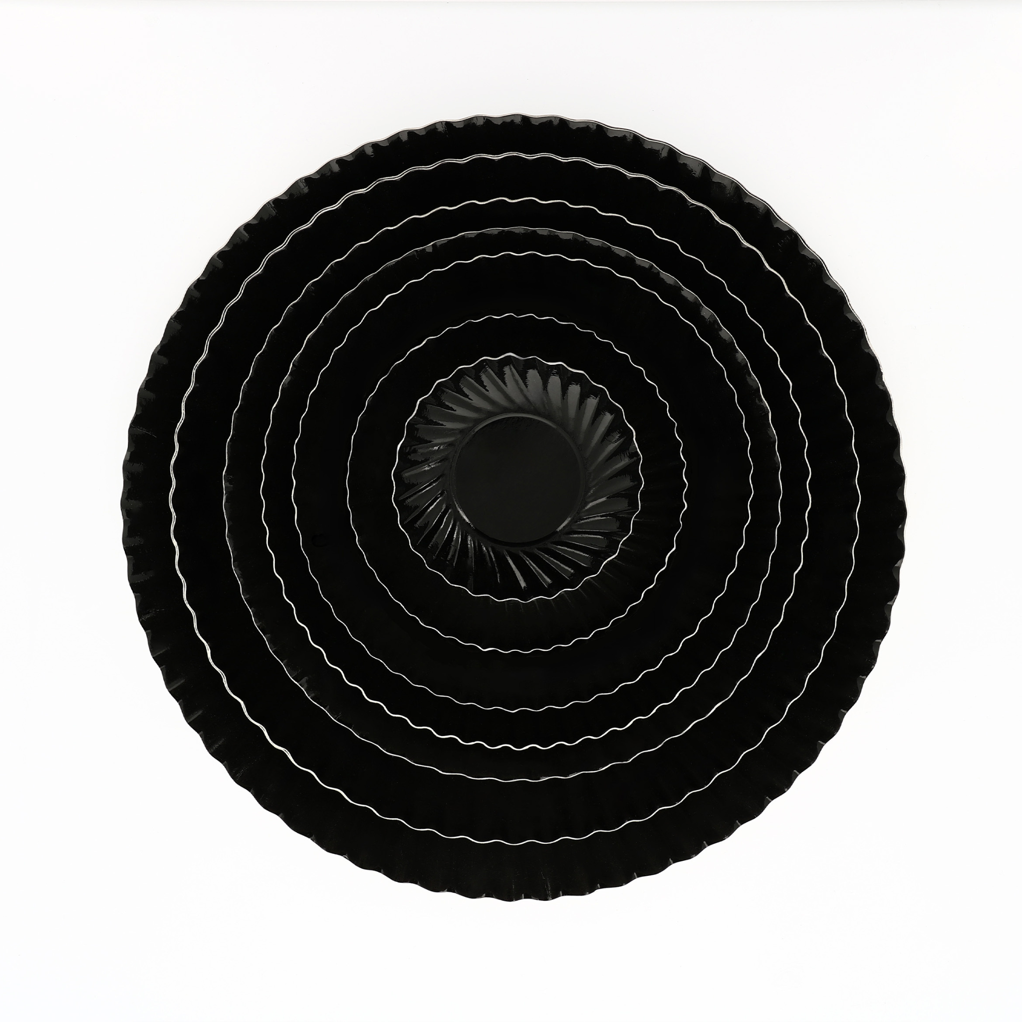 Mallard Ferrière - Assiette Ronde en Carton Noire