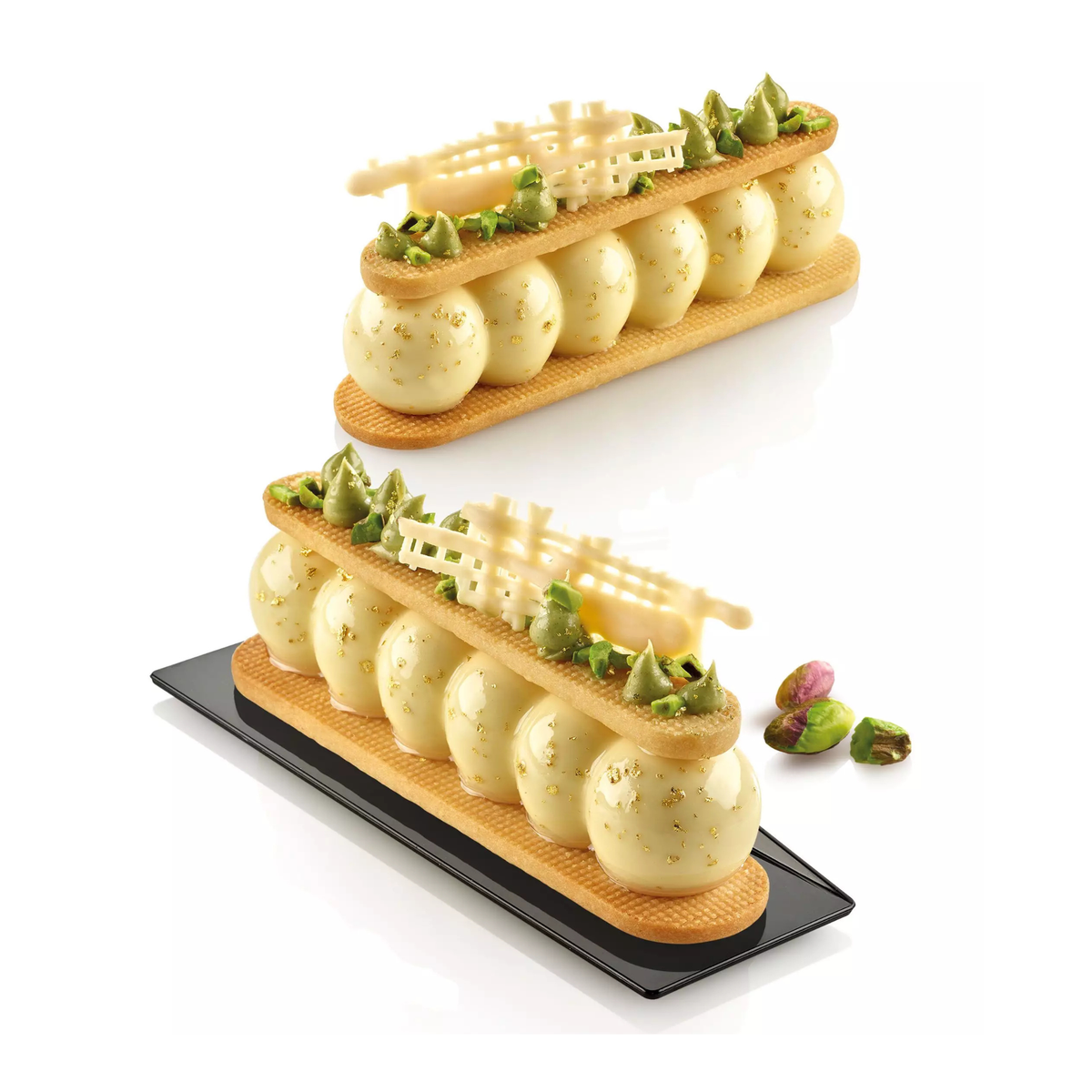 Entremets finger à la pistache avec biscuit et chocolat blanc