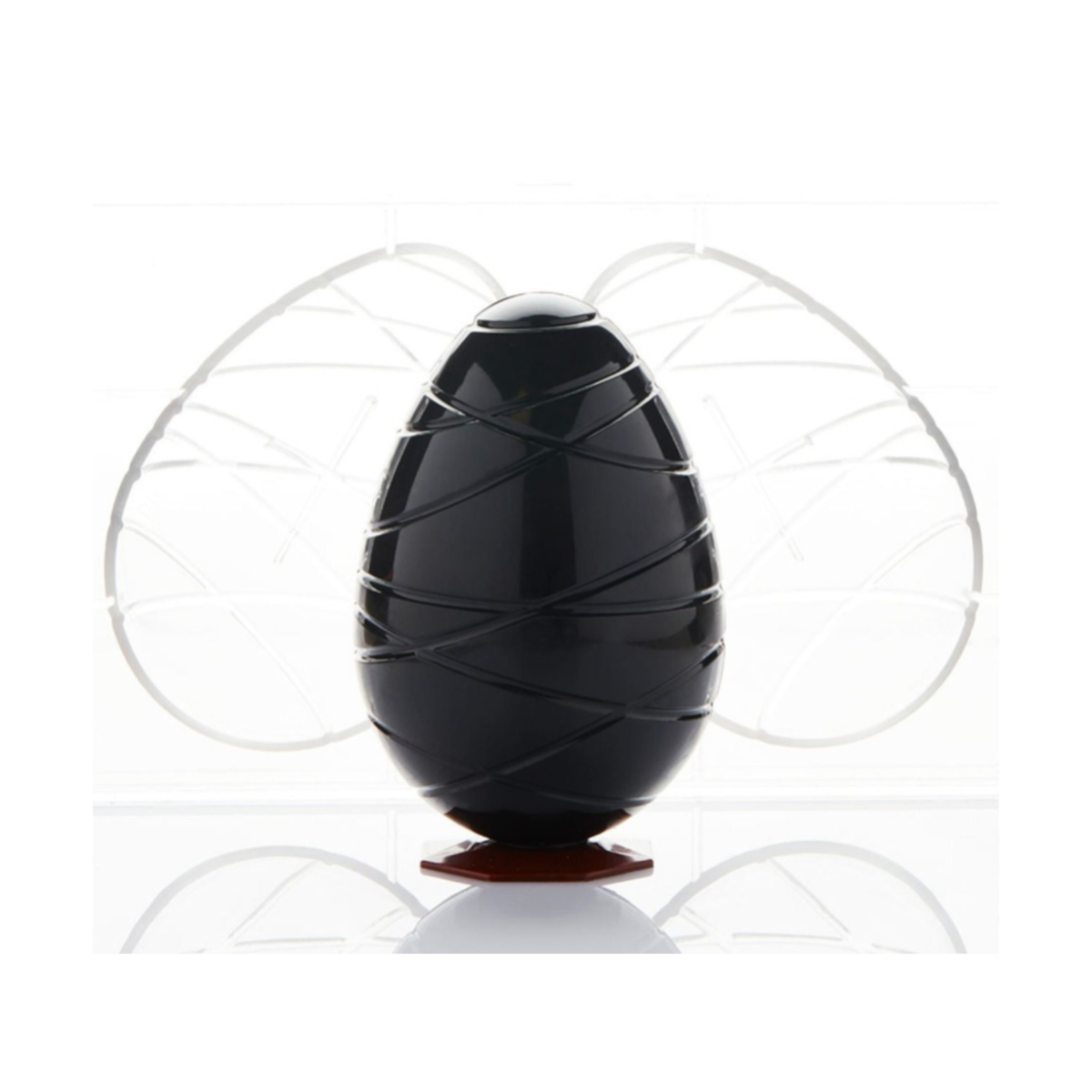 Œuf en chocolat strié sur socle